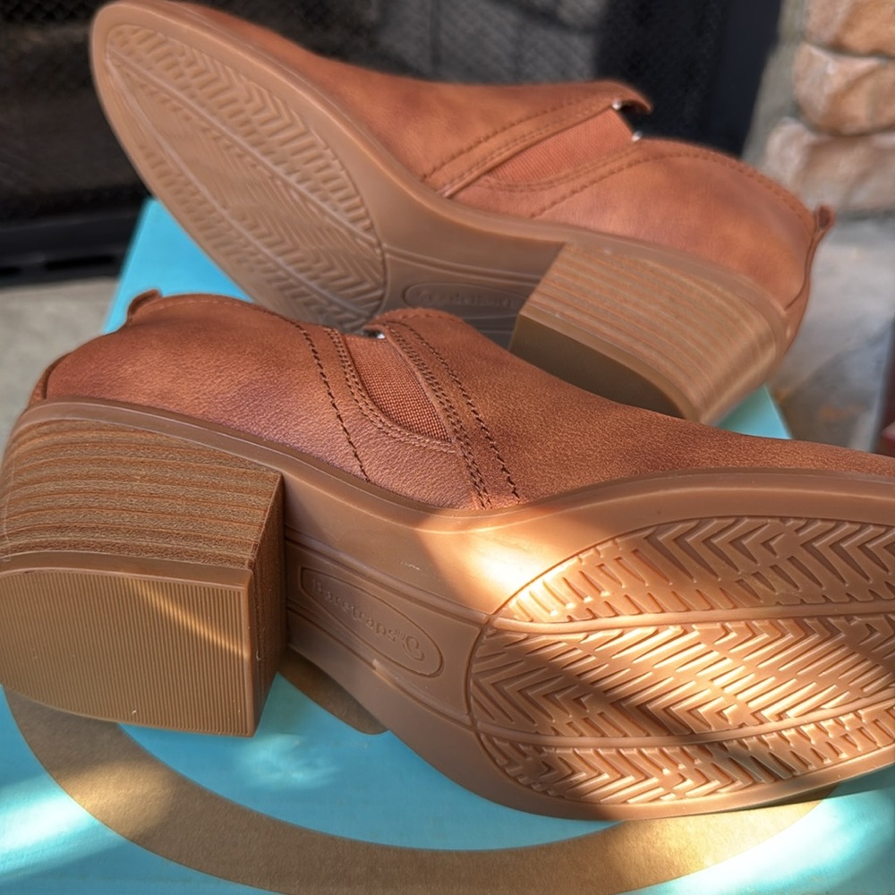 Baretraps Lidian ankle booties - Picture 9 of 9